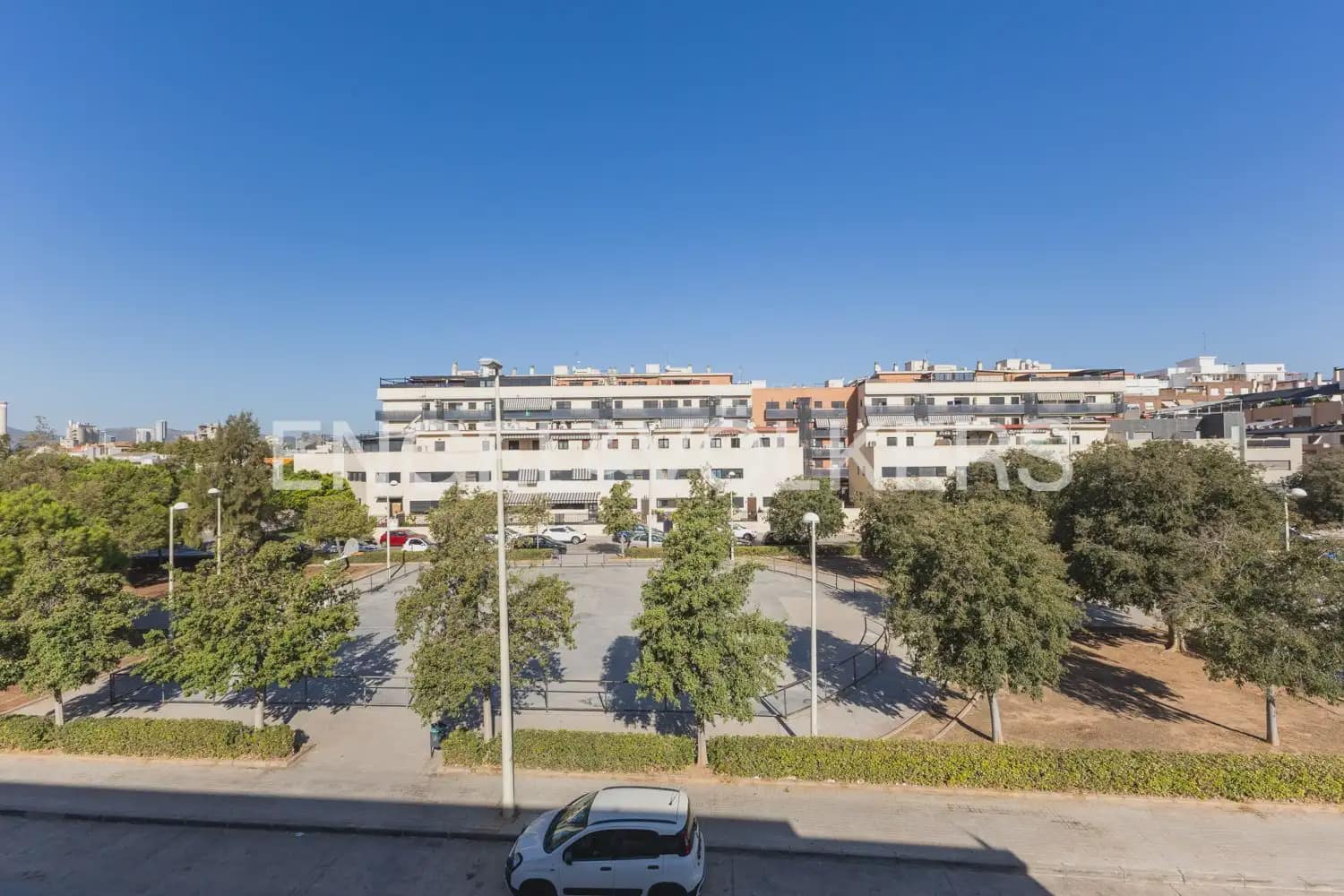 5 soveværelse Rækkehus til salg i Sagunto / Sagunt med swimmingpool garage - € 370.000 (Ref: 10062958)