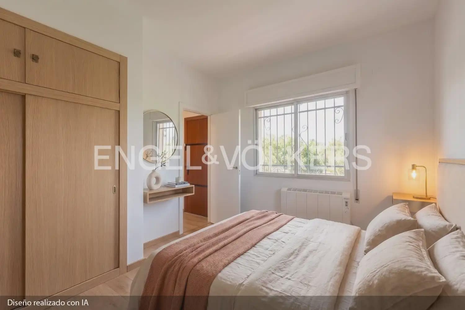 4 chambre Villa/Maison à vendre à Chiva avec piscine garage - 330 000 € (Ref: 10065020)