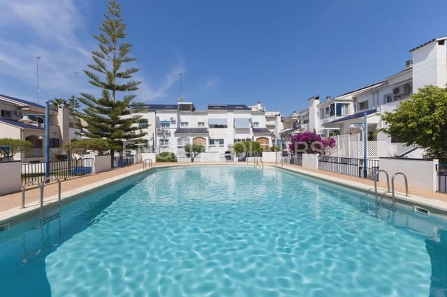 Adosado de 4 habitaciones en Canet d'En Berenguer en alquiler con piscina garaje - 1.700 € (Ref: 10065021)
