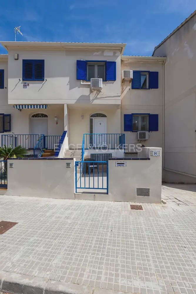 Adosado de 4 habitaciones en Canet d'En Berenguer en alquiler con piscina garaje - 1.700 € (Ref: 10065021)