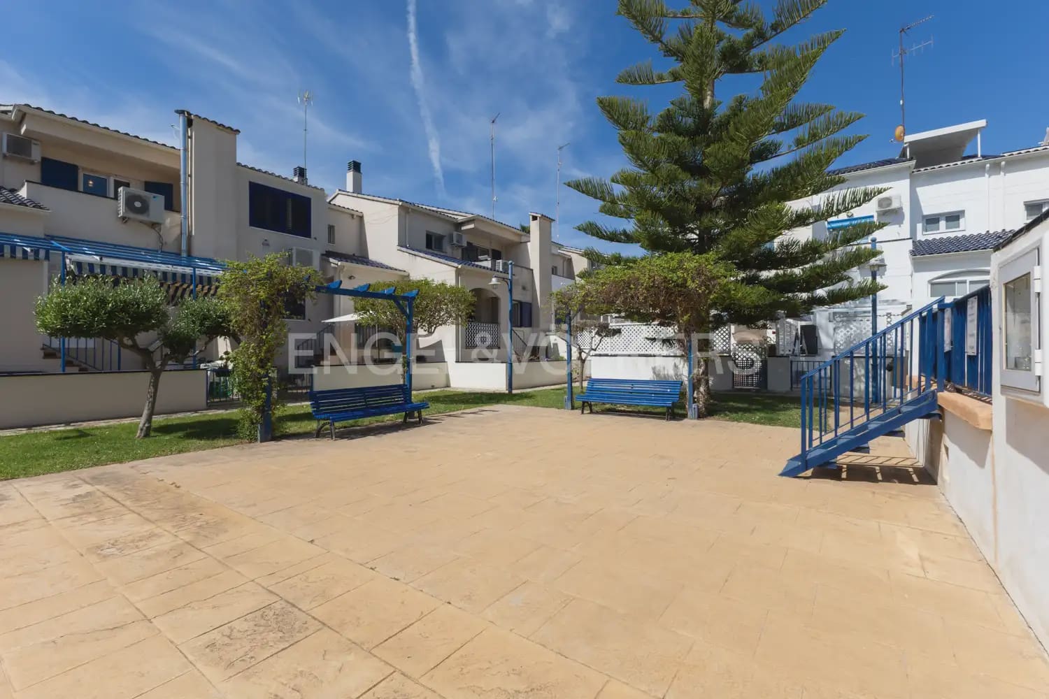 Adosado de 4 habitaciones en Canet d'En Berenguer en alquiler con piscina garaje - 1.700 € (Ref: 10065021)