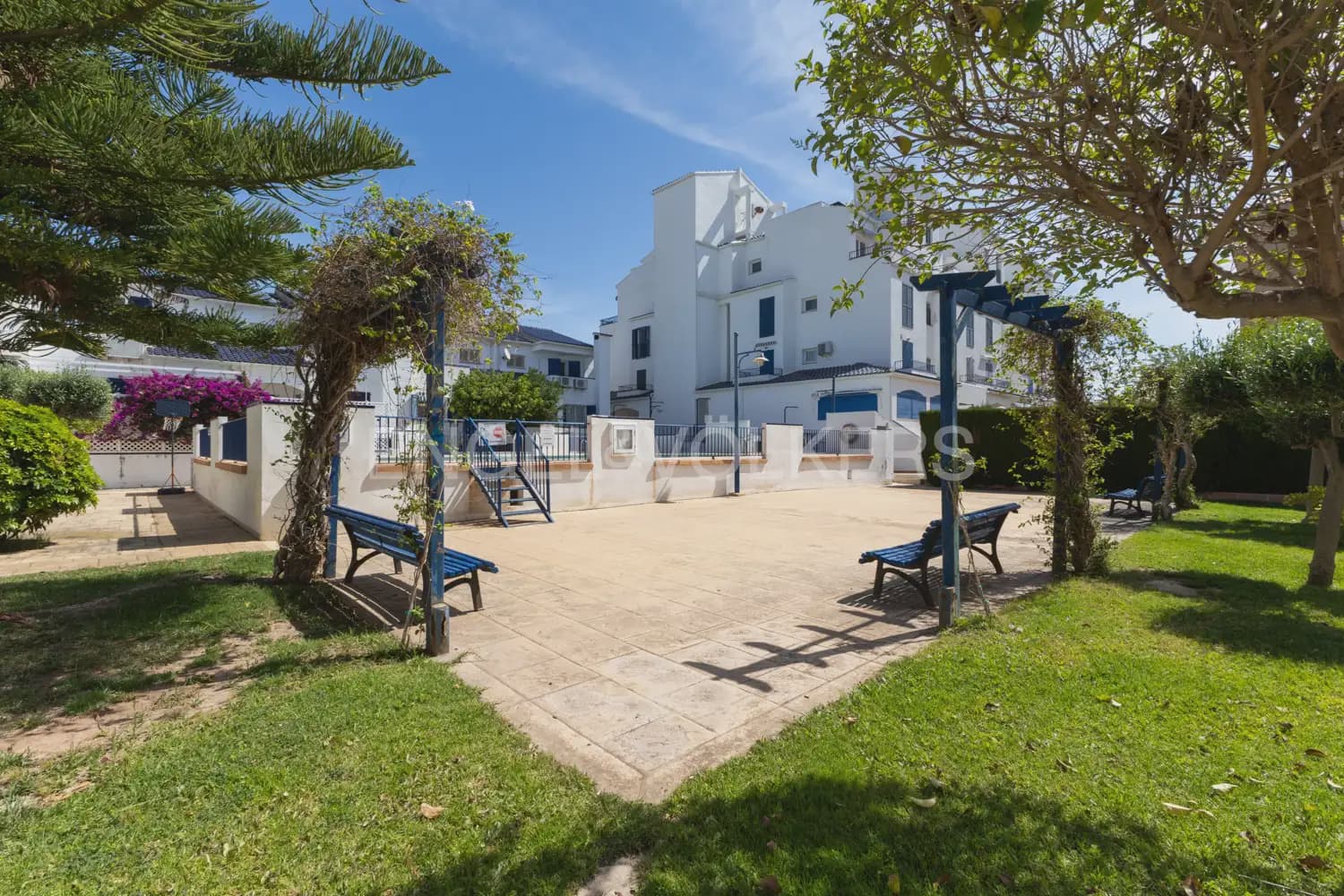Adosado de 4 habitaciones en Canet d'En Berenguer en alquiler con piscina garaje - 1.700 € (Ref: 10065021)