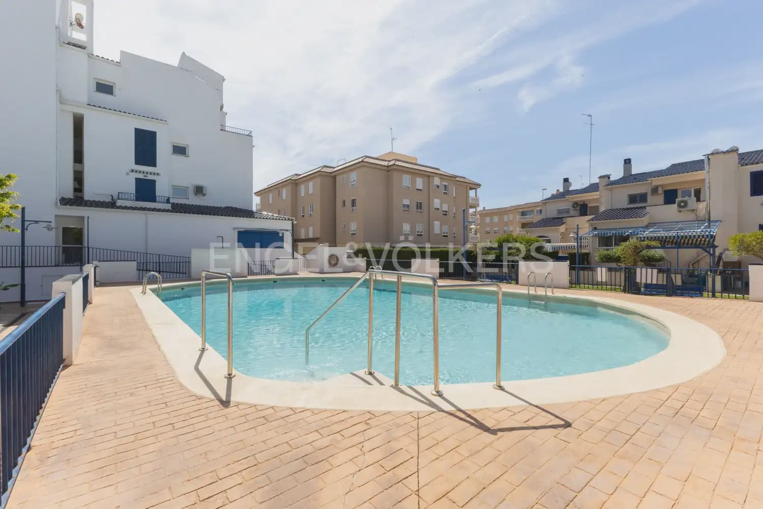 Adosado de 4 habitaciones en Canet d'En Berenguer en alquiler con piscina garaje - 1.700 € (Ref: 10065021)