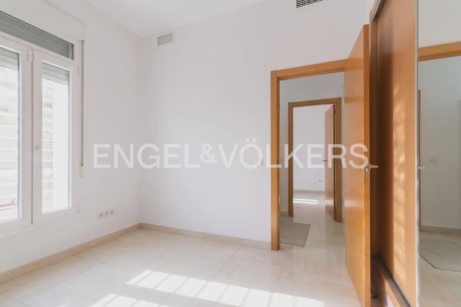 4 soveværelse Byhus til salg i Alboraya / Alboraia med garage - € 640.000 (Ref: 10065023)
