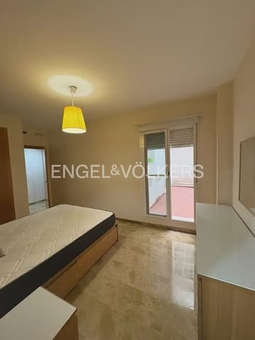 3 makuuhuone Asunto vuokrattavana paikassa Silla - 1 350 € (Ref: 10072965)