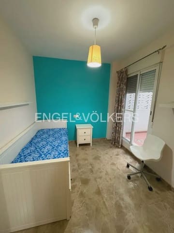 3 makuuhuone Asunto vuokrattavana paikassa Silla - 1 350 € (Ref: 10072965)