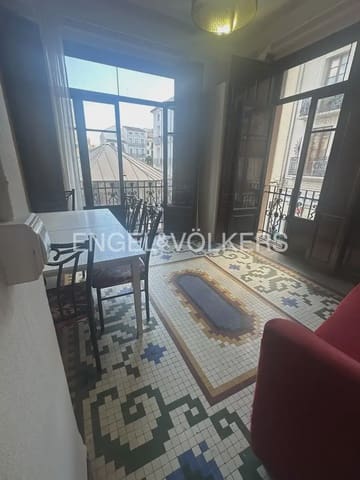 4 soverom Leilighet til leie i El Carme, Valencia by - € 1 500 (Ref: 10073119)