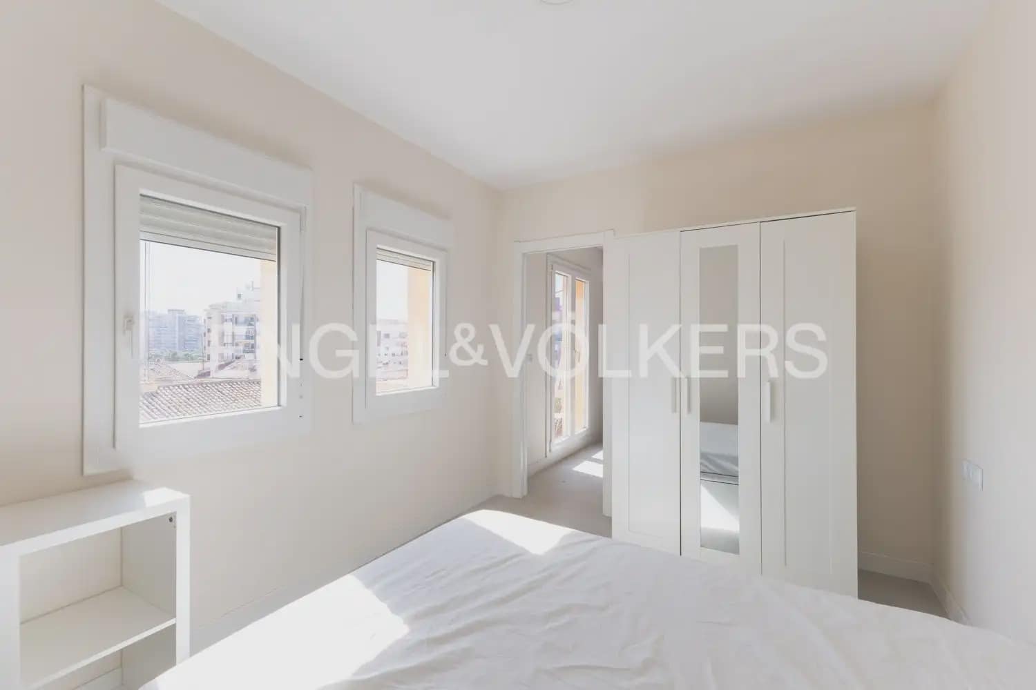 2 bedroom Flat for rent in Valencia city - € 1,700 (Ref: 10073120)