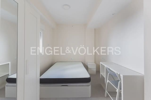 2 sovrum Lägenhet att hyra i Trinitat, Valencia stad - 1 850 € (Ref: 10073120)