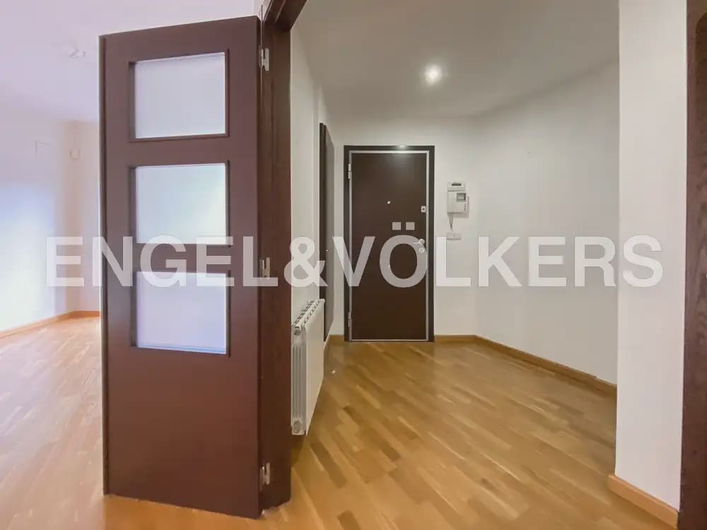3 slaapkamer Halfvrijstaande villa te huur in Betera met zwembad garage - € 2.000 (Ref: 10073124)