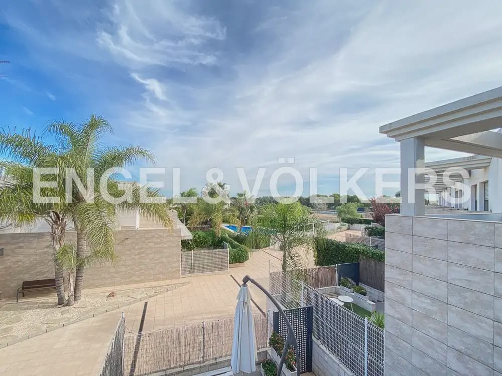 3 slaapkamer Halfvrijstaande villa te huur in Betera met zwembad garage - € 2.000 (Ref: 10073124)