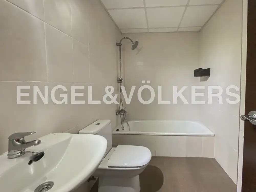 3 slaapkamer Halfvrijstaande villa te huur in Betera met zwembad garage - € 2.000 (Ref: 10073124)
