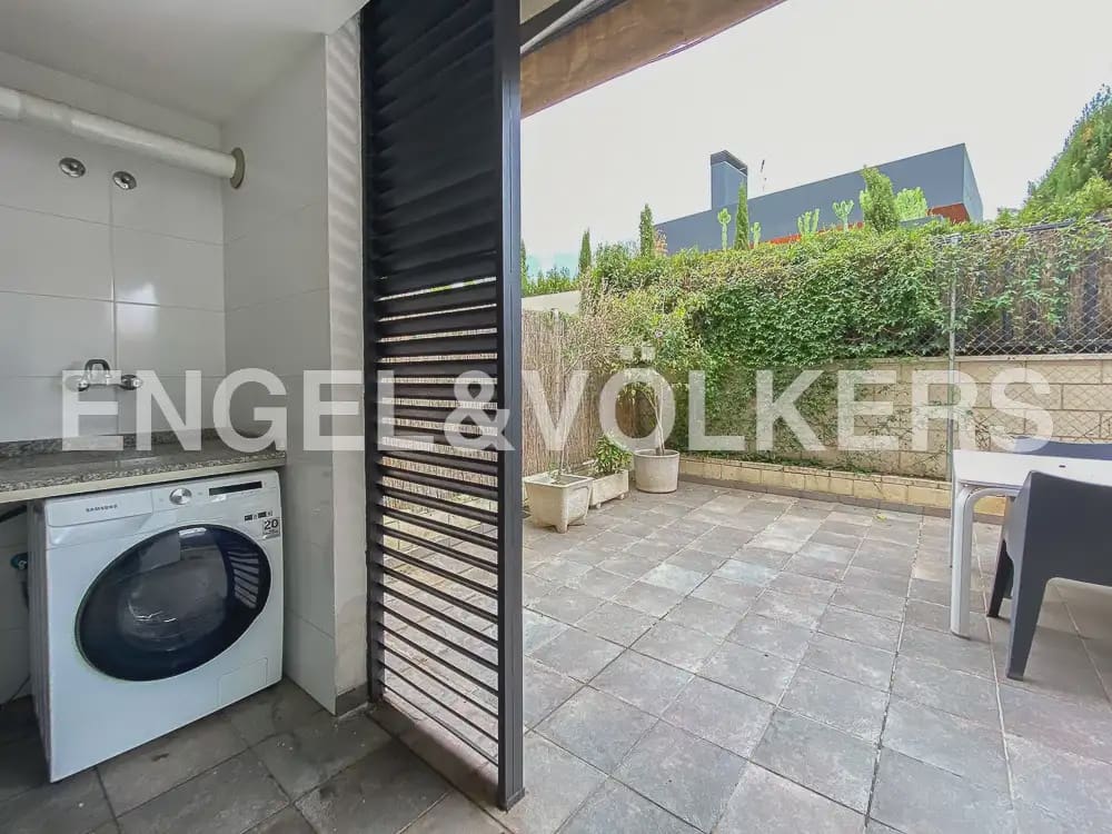 3 slaapkamer Halfvrijstaande villa te huur in Betera met zwembad garage - € 2.000 (Ref: 10073124)