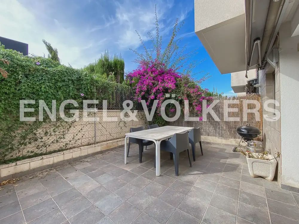 3 slaapkamer Halfvrijstaande villa te huur in Betera met zwembad garage - € 2.000 (Ref: 10073124)