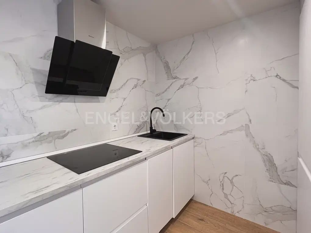 1 slaapkamer Flat te huur in Valencia stad - € 1.300 (Ref: 10074606)