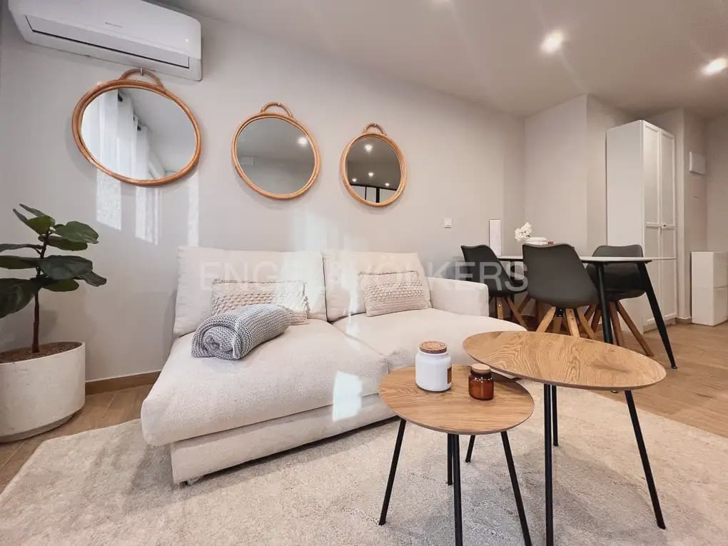 1 slaapkamer Flat te huur in Valencia stad - € 1.300 (Ref: 10074606)