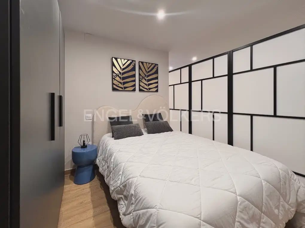 1 slaapkamer Flat te huur in Valencia stad - € 1.300 (Ref: 10074606)