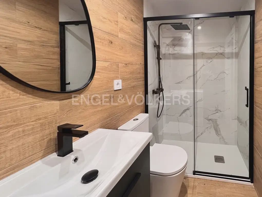 1 slaapkamer Flat te huur in Valencia stad - € 1.300 (Ref: 10074606)
