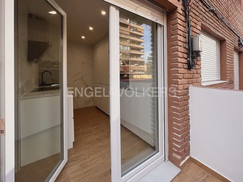 1 slaapkamer Flat te huur in Valencia stad - € 1.300 (Ref: 10074606)