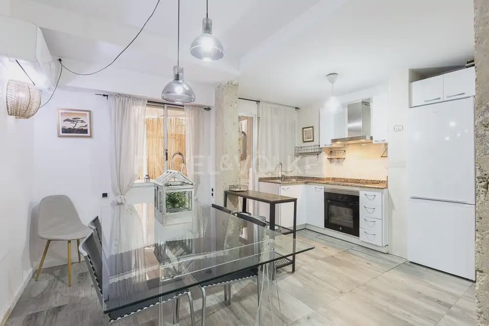3 makuuhuone Asunto vuokrattavana paikassa Valencia kaupunki - 1 200 € (Ref: 10076636)