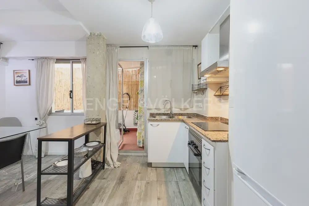 3 makuuhuone Asunto vuokrattavana paikassa Valencia kaupunki - 1 200 € (Ref: 10076636)