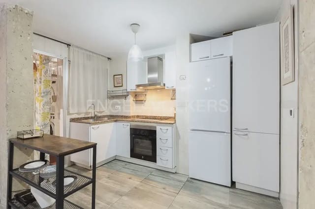 3 makuuhuone Asunto vuokrattavana paikassa La Creu del Grau, Valencia kaupunki - 1 200 € (Ref: 10076636)
