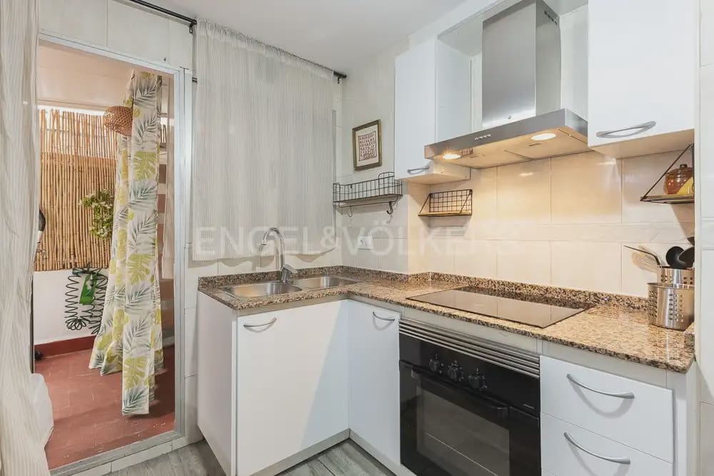 3 makuuhuone Asunto vuokrattavana paikassa Valencia kaupunki - 1 200 € (Ref: 10076636)