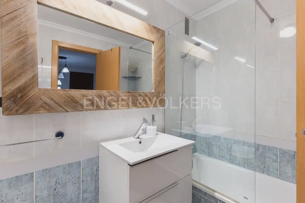 3 makuuhuone Asunto vuokrattavana paikassa Valencia kaupunki - 1 200 € (Ref: 10076636)