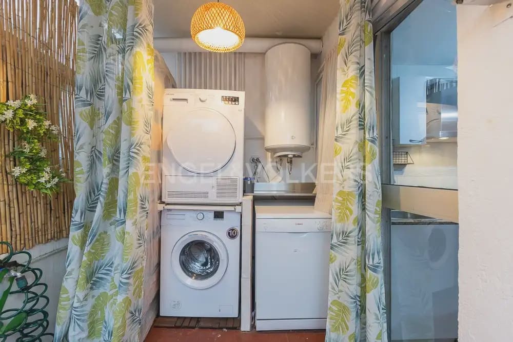 3 makuuhuone Asunto vuokrattavana paikassa Valencia kaupunki - 1 200 € (Ref: 10076636)