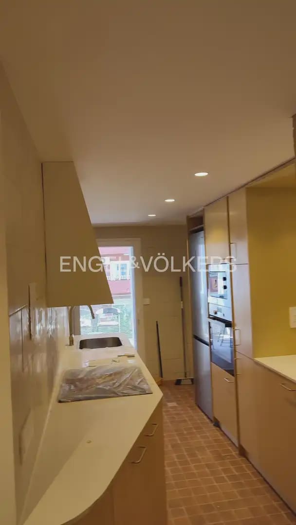 3 camera da letto Appartamento da affittare in Valencia citta con garage - 1.600 € (Rif: 10076637)