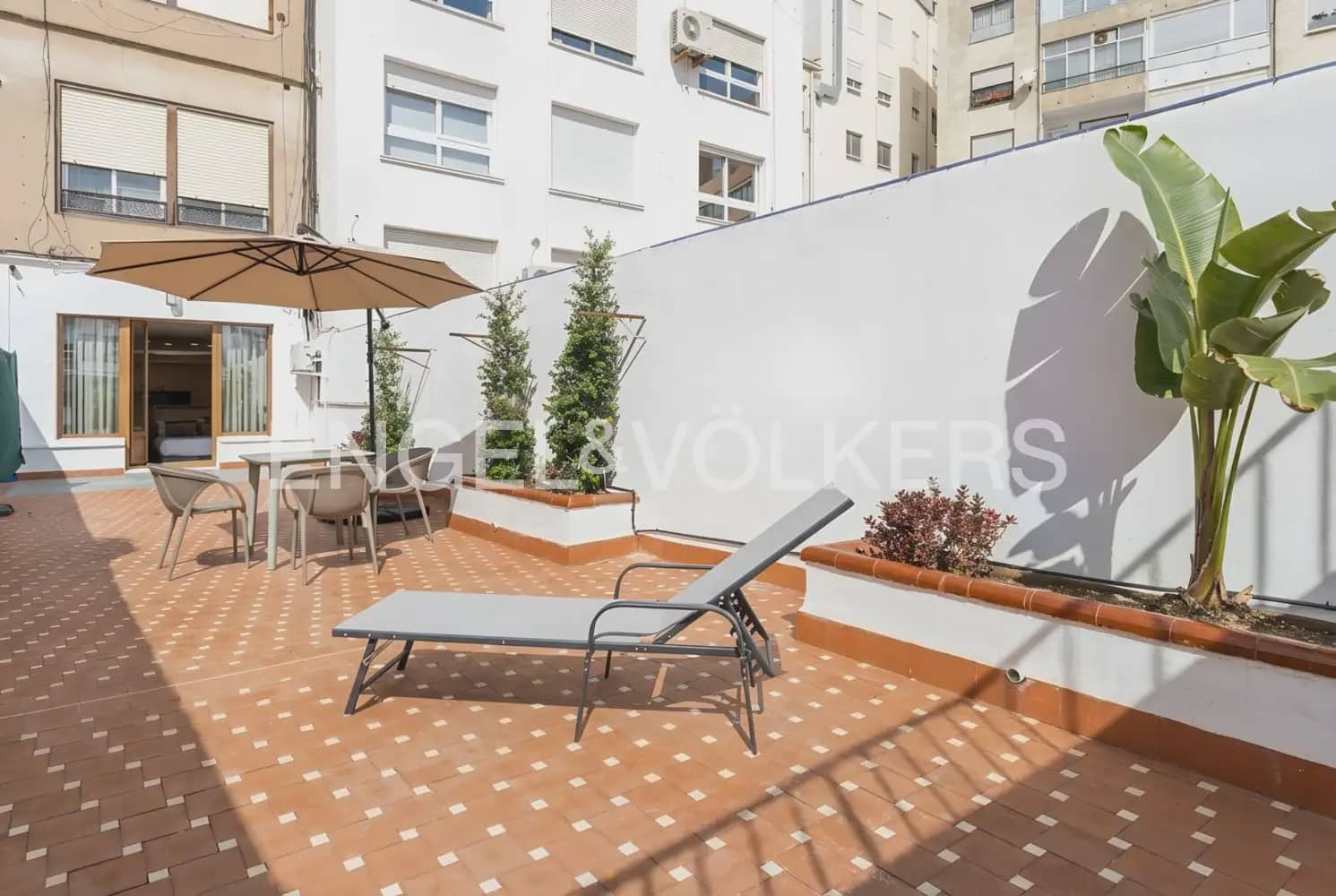 1 Zimmer Wohnung zu vermieten in Valencia Stadt - 2.200 € (Ref: 10076638)