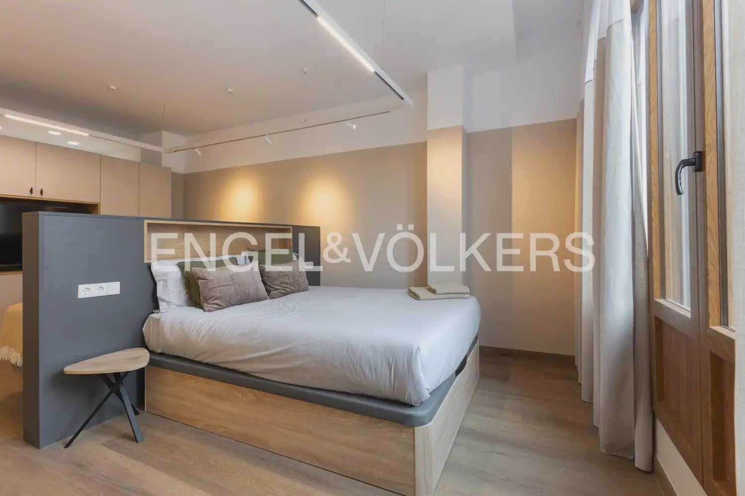 1 Zimmer Wohnung zu vermieten in Valencia Stadt - 2.200 € (Ref: 10076638)