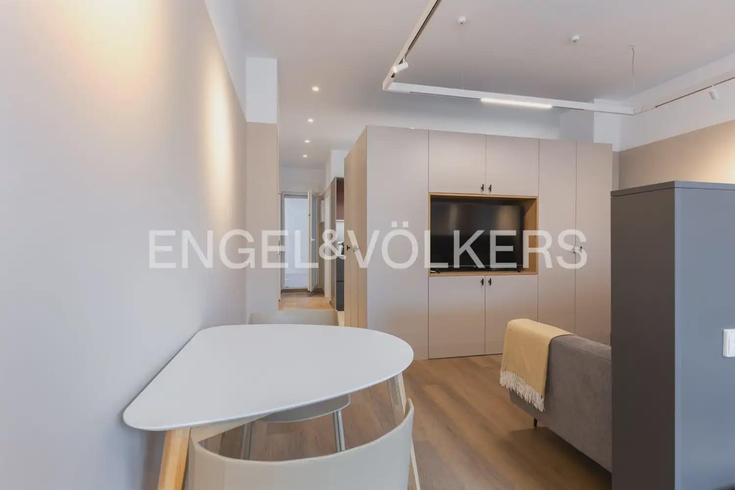 1 Zimmer Wohnung zu vermieten in Valencia Stadt - 2.200 € (Ref: 10076638)