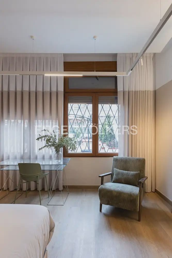 2 Zimmer Wohnung zu vermieten in Valencia Stadt - 2.400 € (Ref: 10076769)