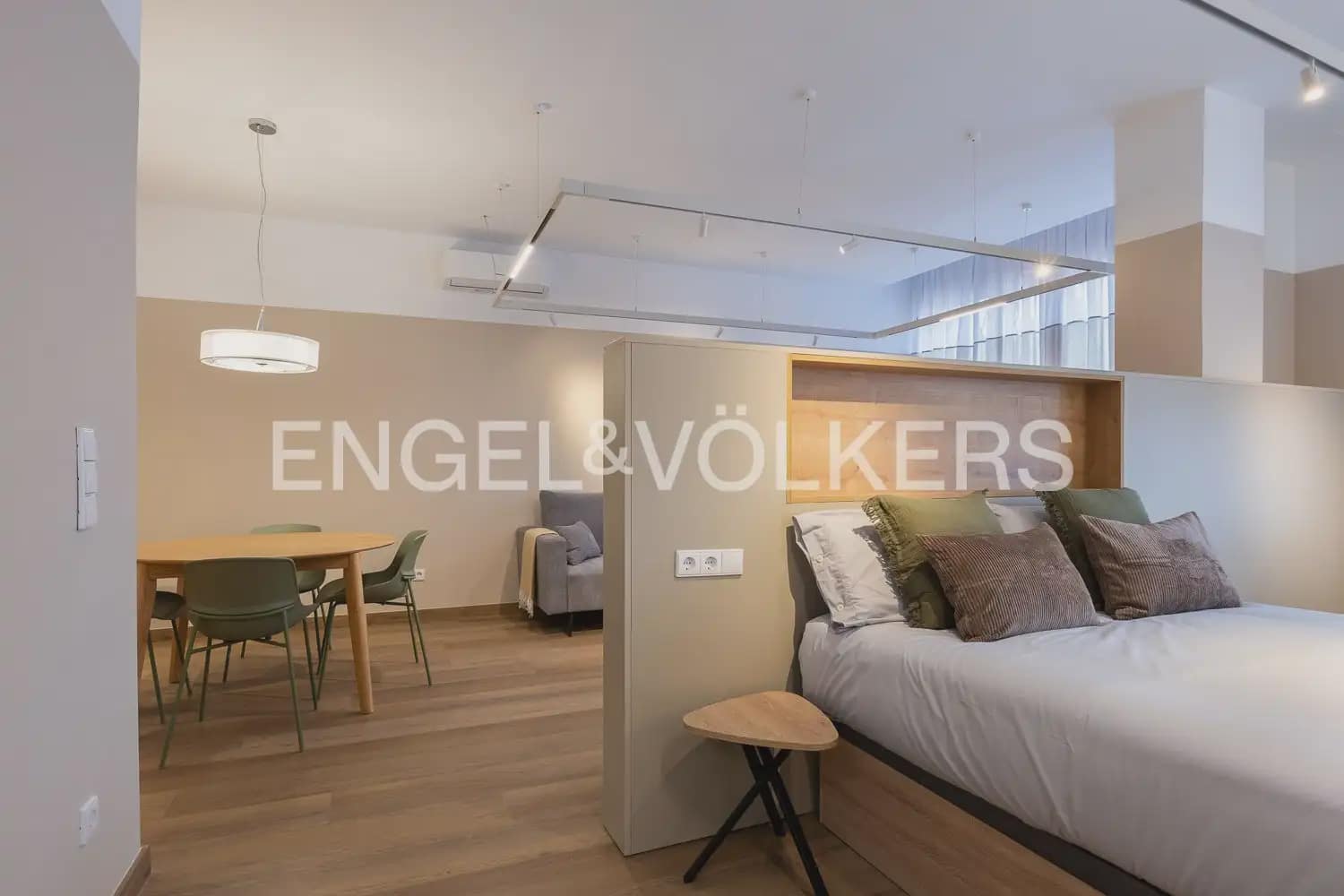 2 Zimmer Wohnung zu vermieten in Valencia Stadt - 2.400 € (Ref: 10076769)