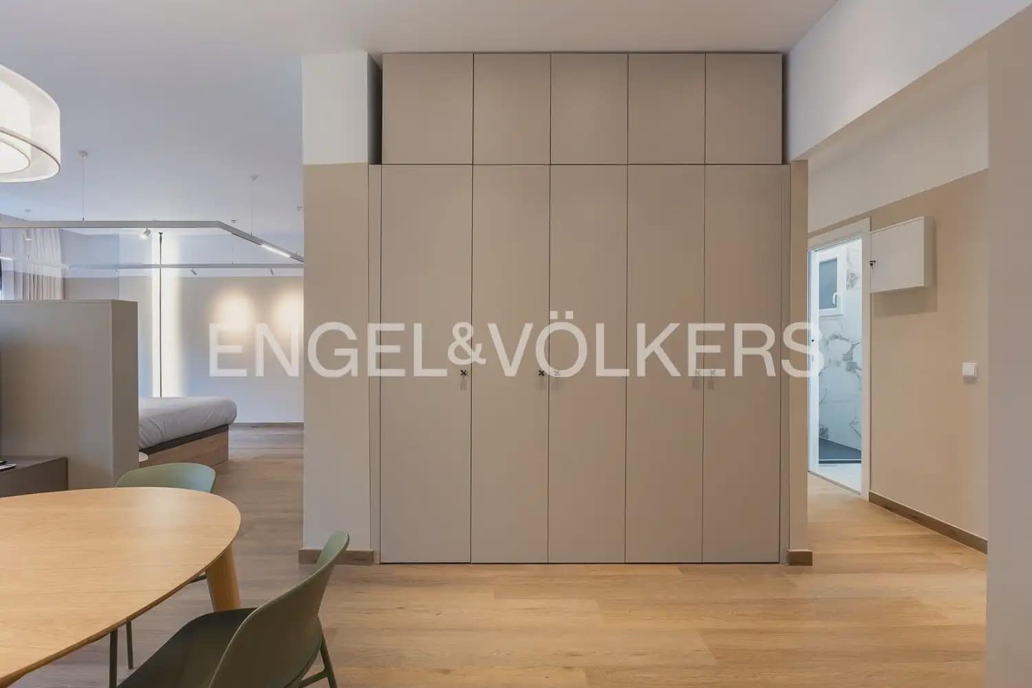 2 Zimmer Wohnung zu vermieten in Valencia Stadt - 2.400 € (Ref: 10076769)