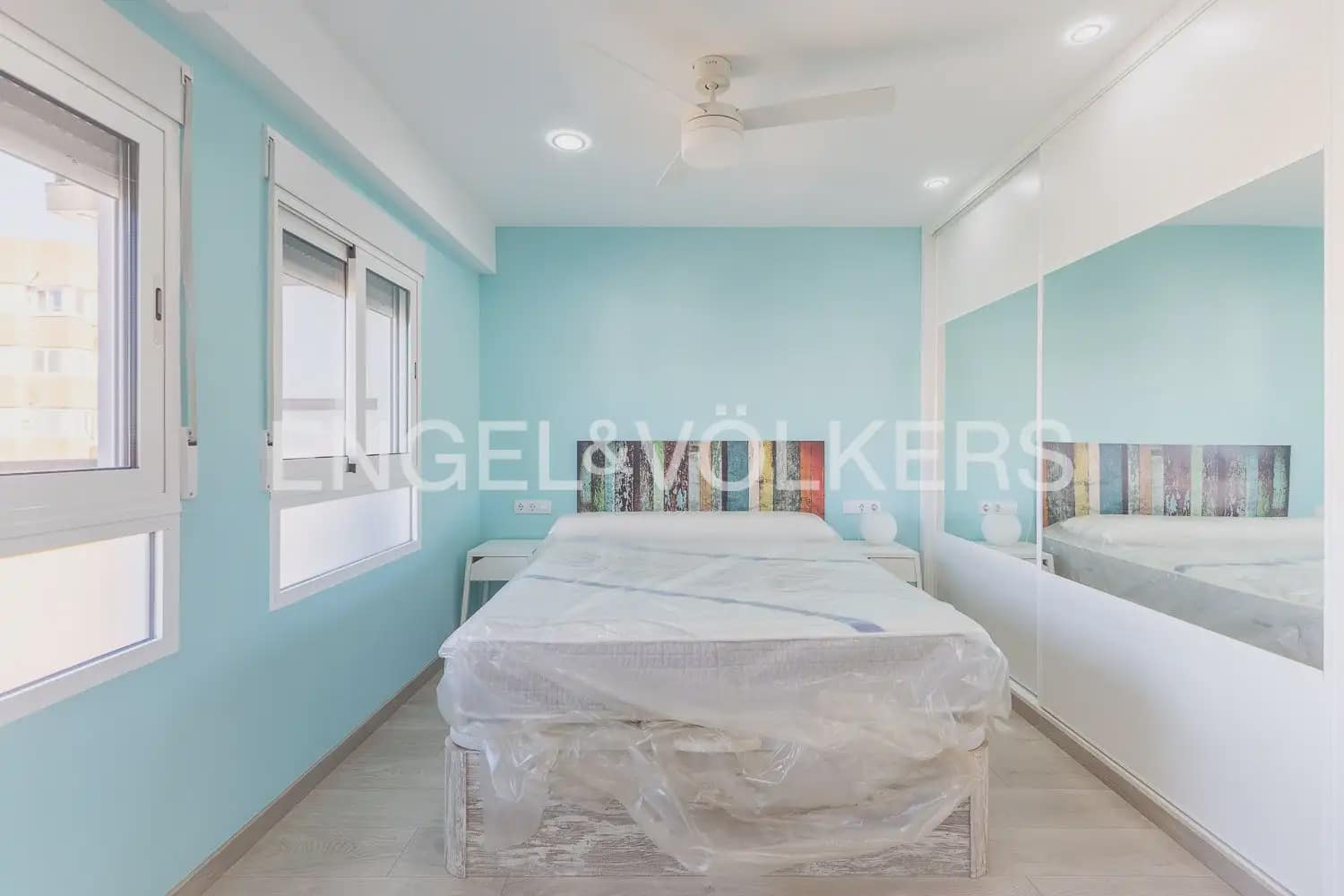 2 soveværelse Lejlighed til salg i Valencia by - € 349.000 (Ref: 10076770)