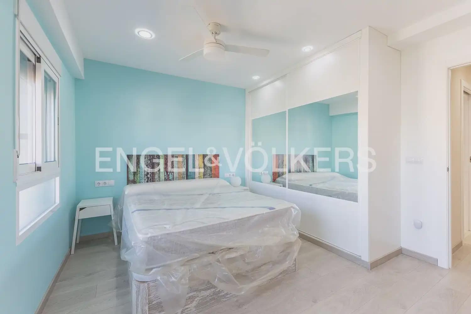 2 soveværelse Lejlighed til salg i Valencia by - € 349.000 (Ref: 10076770)