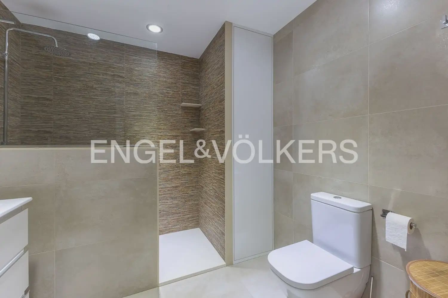 2 soveværelse Lejlighed til salg i Valencia by - € 349.000 (Ref: 10076770)