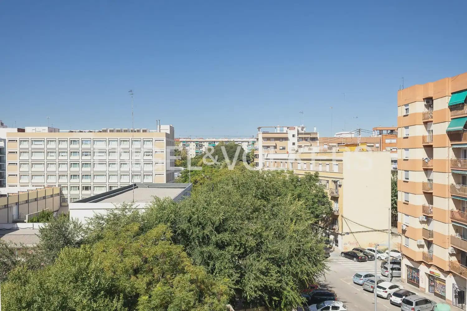 2 soveværelse Lejlighed til salg i Valencia by - € 349.000 (Ref: 10076770)