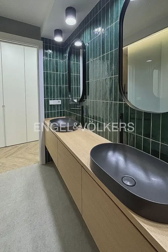 Piso de 2 habitaciones en Gandia en alquiler - 1.350 € (Ref: 10076771)