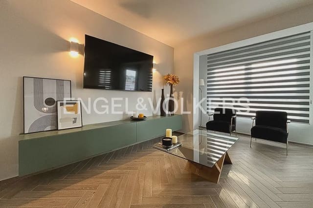 Piso de 2 habitaciones en Gandia en alquiler - 1.350 € (Ref: 10076771)
