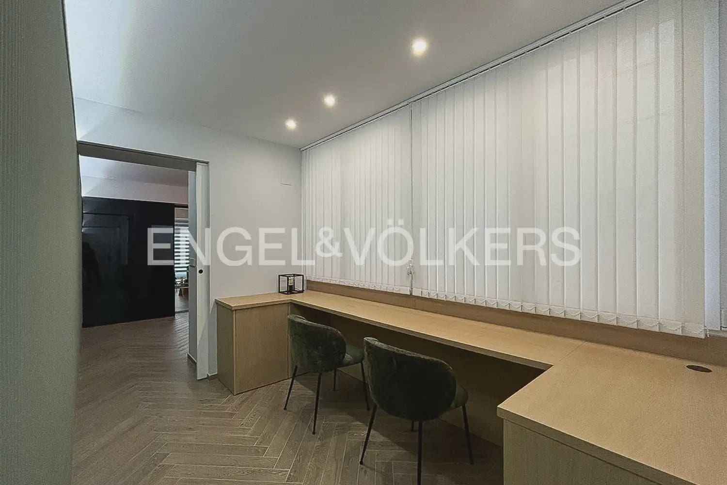 Piso de 2 habitaciones en Gandia en alquiler - 1.350 € (Ref: 10076771)