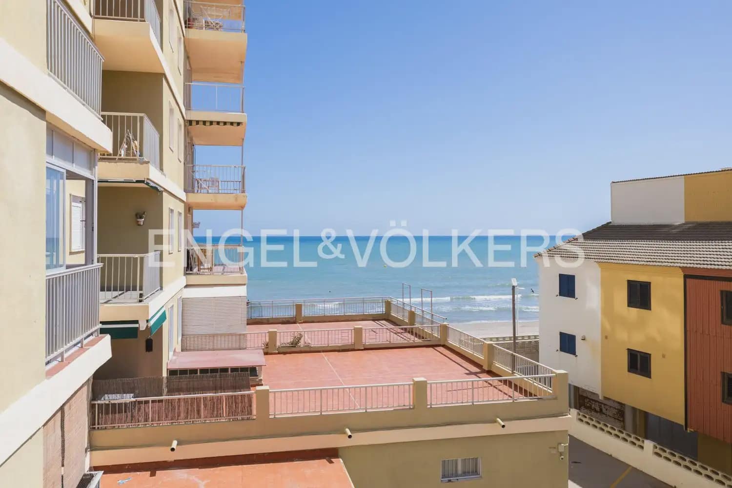 3 soverom Leilighet til leie i Sueca - € 900 (Ref: 10076915)