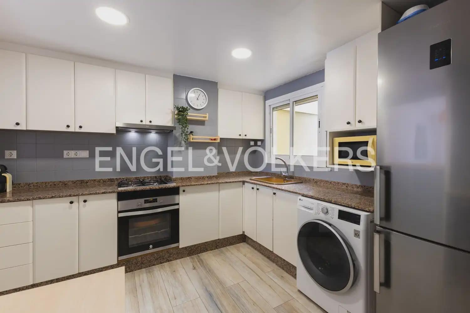 3 soverom Leilighet til leie i Sueca - € 900 (Ref: 10076915)