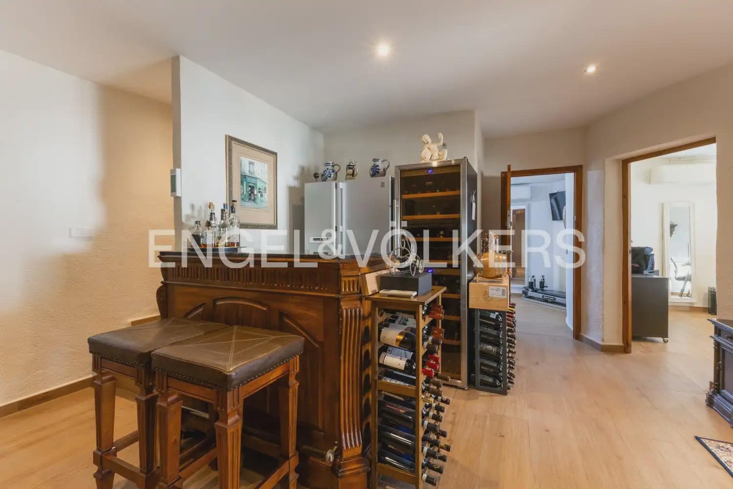 5 soveværelse Villa til salg i Orba med swimmingpool garage - € 784.000 (Ref: 10076916)