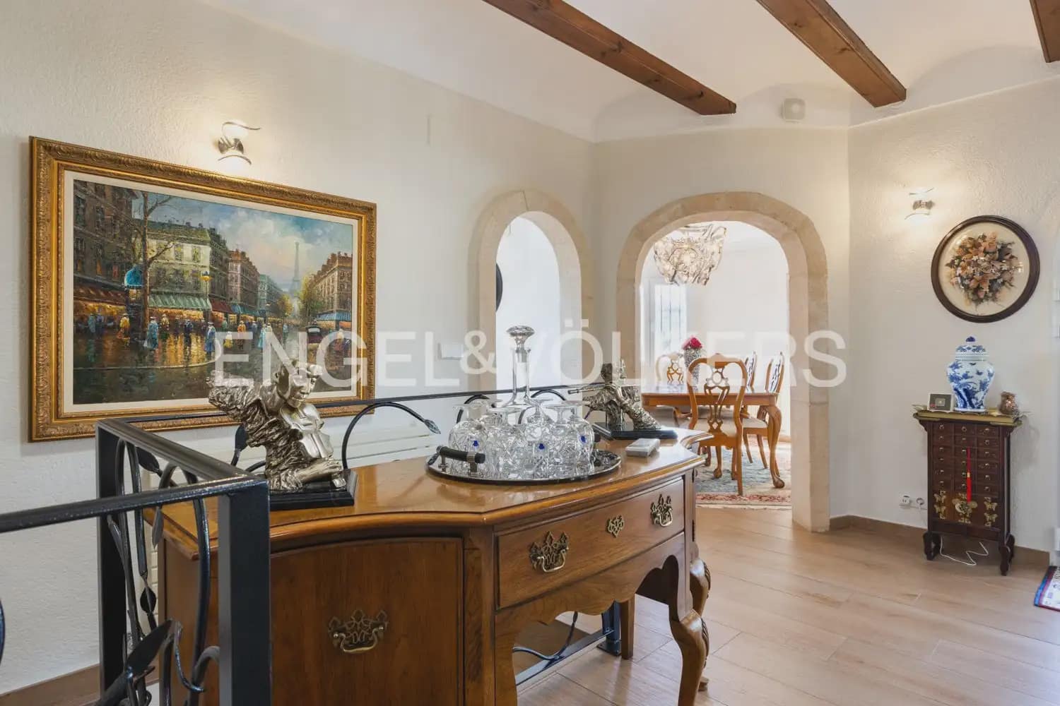 5 soveværelse Villa til salg i Orba med swimmingpool garage - € 784.000 (Ref: 10076916)