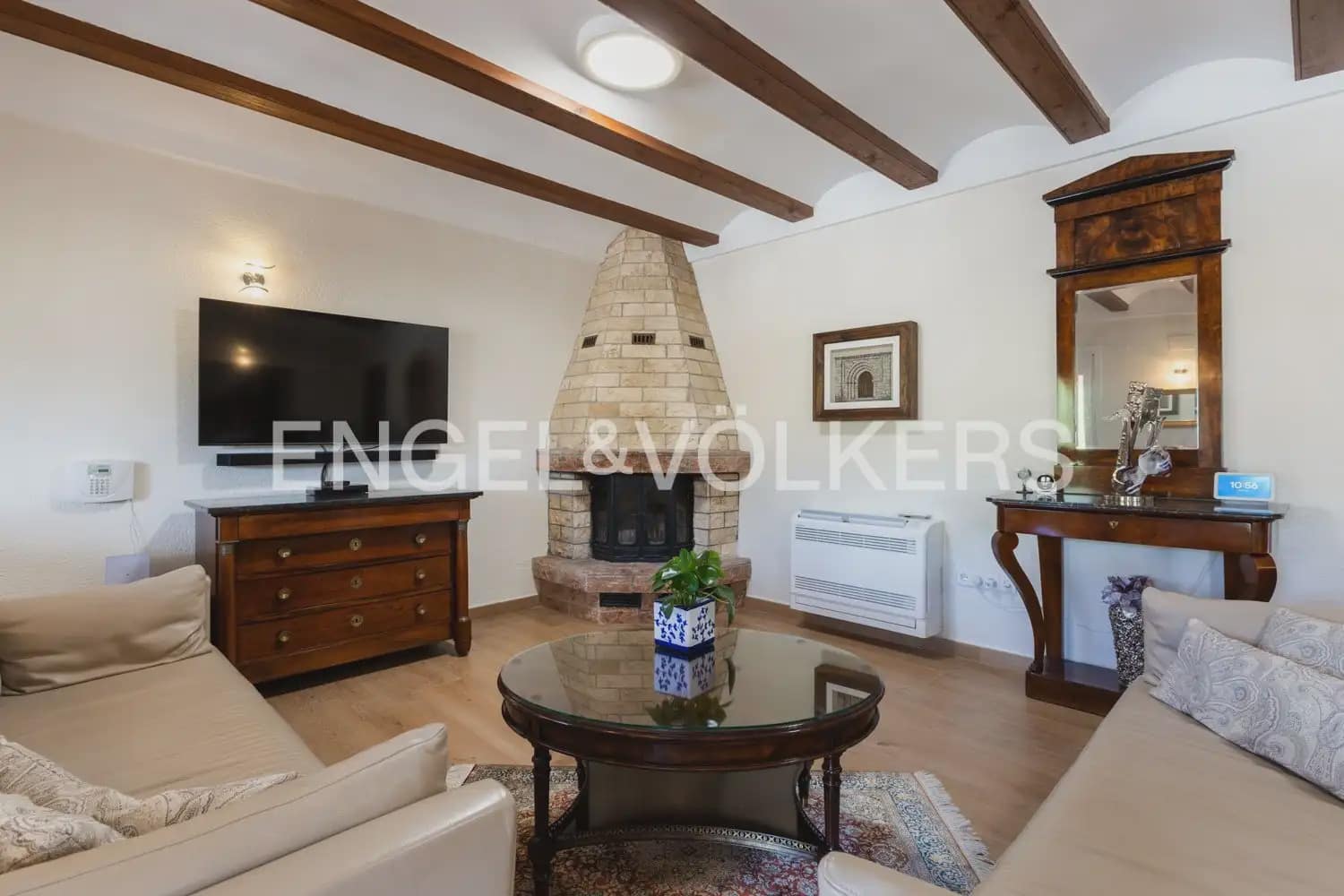 5 soveværelse Villa til salg i Orba med swimmingpool garage - € 784.000 (Ref: 10076916)