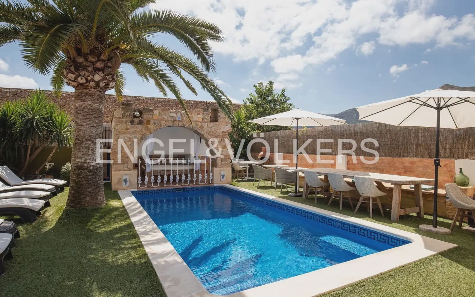 8 sovrum Hotell till salu i Jalon / Xalo med pool - 1 500 000 € (Ref: 10076918)