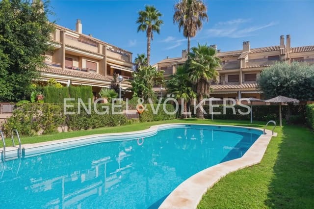 4 chambre Villa/Maison Mitoyenne à vendre à Beniferri, Valence ville avec piscine garage - 1 050 000 € (Ref: 10076919)